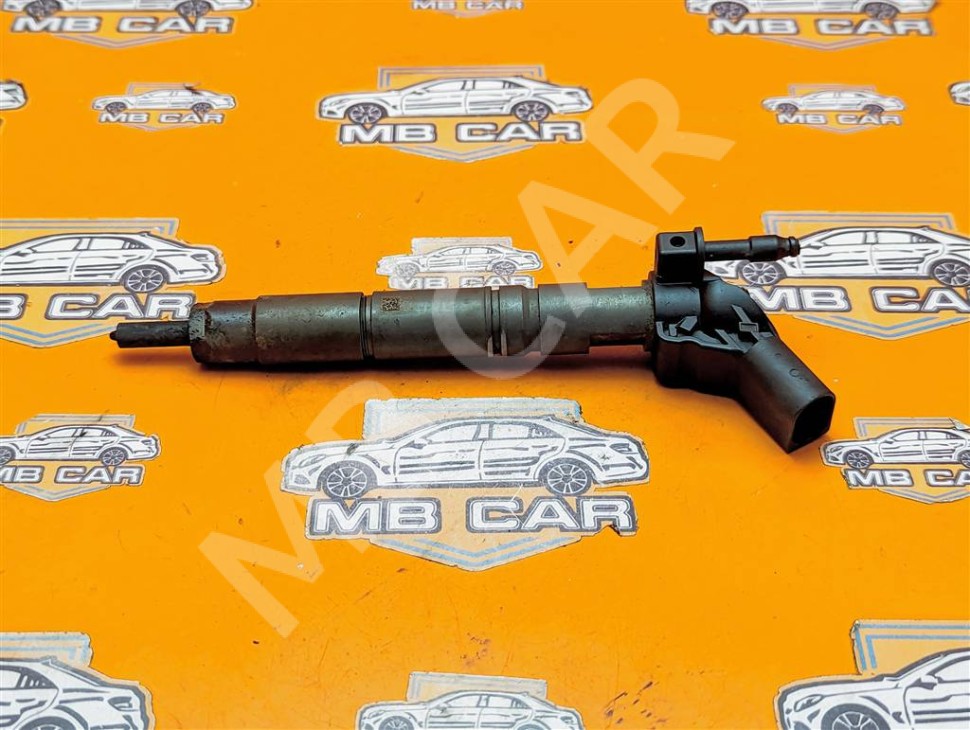 Форсунка ДИЗЕЛЬ MERCEDES-BENZ S-класс W221 (2005 - 2009) фото 1 — Разборка Мерседес