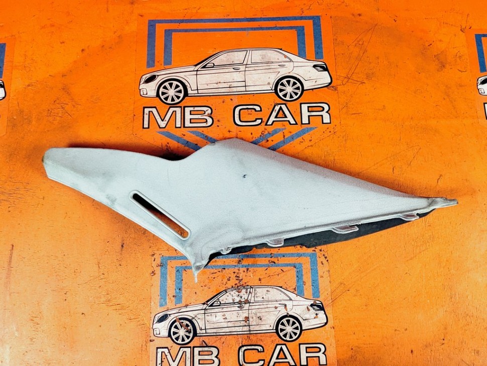 Накладка задней стойки MERCEDES-BENZ E-класс W210/S210 рестайлинг (1999 - 2003) E 200 2.0 MT (163 л.с.) фото 1 &mdash; Разборка Мерседес