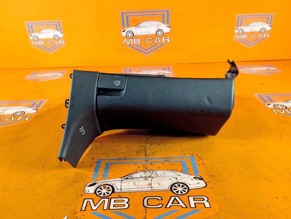 Бардачок MERCEDES-BENZ C-класс W203/S203/CL203 рестайлинг (2004 - 2008) C 220 CDI 2.2 AT (150 л.с.) фото 1 &mdash; Разборка Мерседес