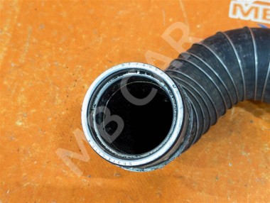 Патрубок интеркулера MERCEDES-BENZ C-класс W203/S203/CL203 (2000 - 2004) — Разборка Мерседес