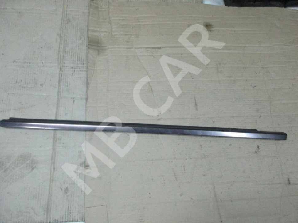 Молдинг стекла двери MERCEDES-BENZ E-класс W211/S211 (2002 - 2006) фото 1 — Разборка Мерседес