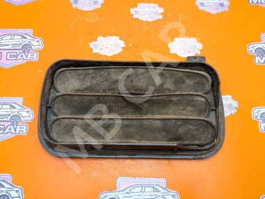 Решетка вентиляционная MERCEDES-BENZ E-класс W124/S124/C124/A124 (1984 - 1997) &mdash; Разборка Мерседес