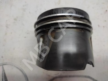 Поршень дизель MERCEDES-BENZ M-класс W164 (2005 - 2008) — Разборка Мерседес