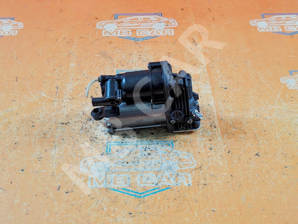 Компрессор пневмоподвески MERCEDES-BENZ M-класс W164 (2005 - 2008) фото 1 &mdash; Разборка Мерседес