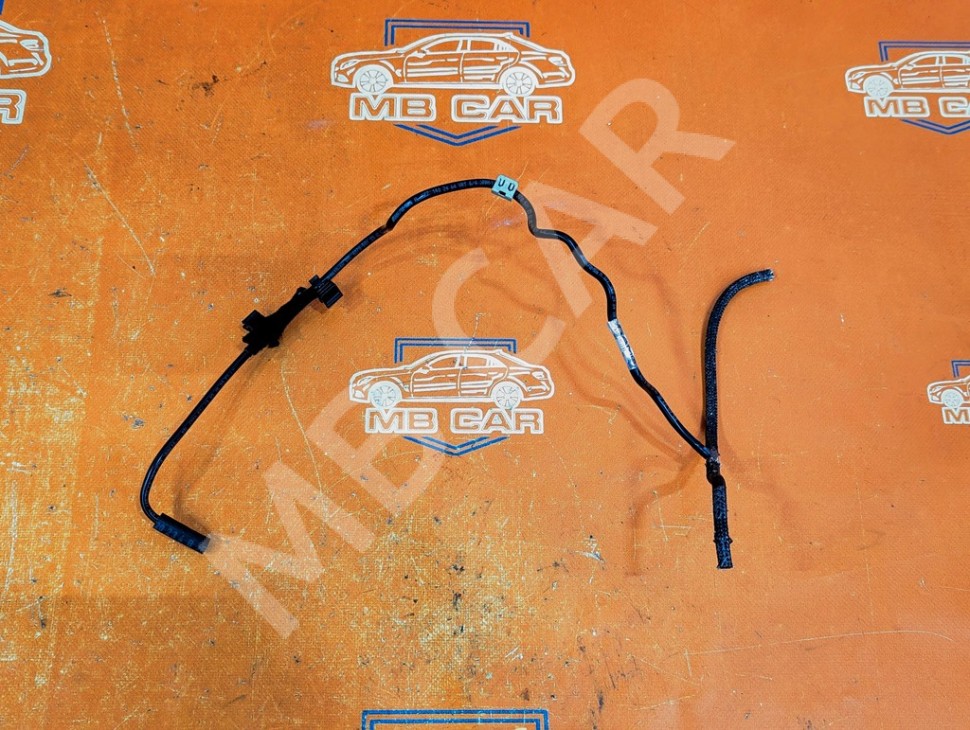 Трубка вакуумная MERCEDES-BENZ C-класс AMG W205/S205/C205/A205 (2014 - 2018) фото 1 — Разборка Мерседес