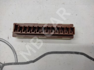 Разъем MERCEDES-BENZ M-класс W166 (2011 - 2015) — Разборка Мерседес