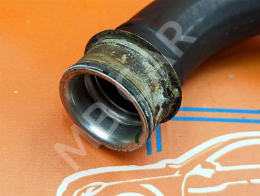 Патрубок радиатора MERCEDES-BENZ E-класс W212/S212/C207/A207 (2009 - 2013) — Разборка Мерседес