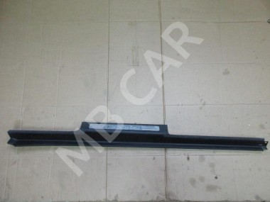 Накладка порога внутренняя MERCEDES-BENZ R-класс W251 (2005 - 2007) — Разборка Мерседес