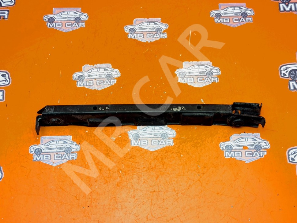 Кронштейн крепления бампера MERCEDES-BENZ E-класс W211/S211 (2002 - 2006) фото 1 &mdash; Разборка Мерседес