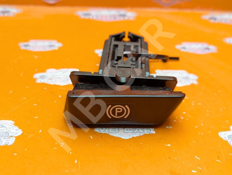 Ручка ручника MERCEDES-BENZ S-класс W220 (1998 - 2005) фото 1 &mdash; Разборка Мерседес