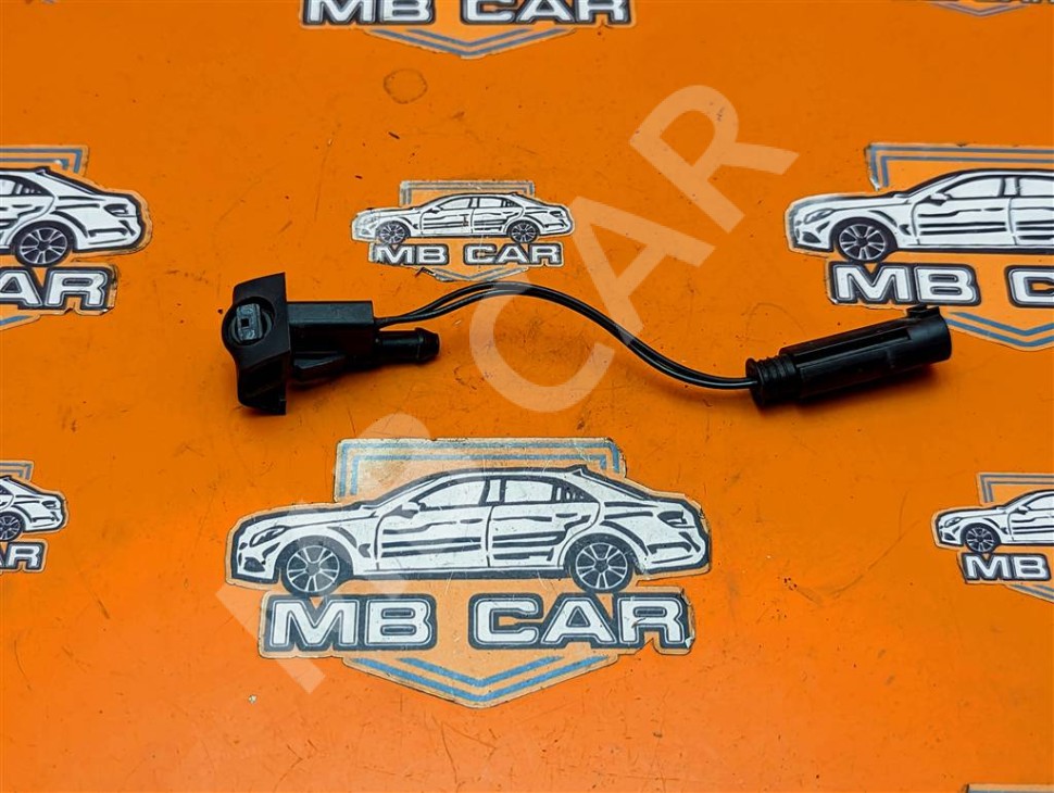 Форсунка омывателя лобового стекла MERCEDES-BENZ X-класс I (2017 - 2020) фото 1 — Разборка Мерседес