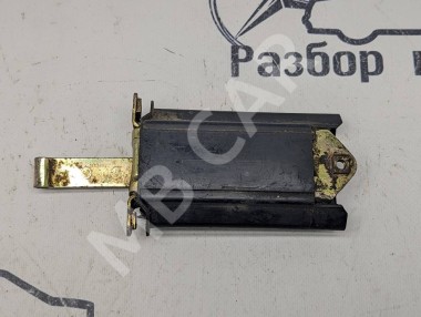 Ограничитель двери MERCEDES-BENZ W124 W124/S124/C124/A124 (1984 - 1993) — Разборка Мерседес