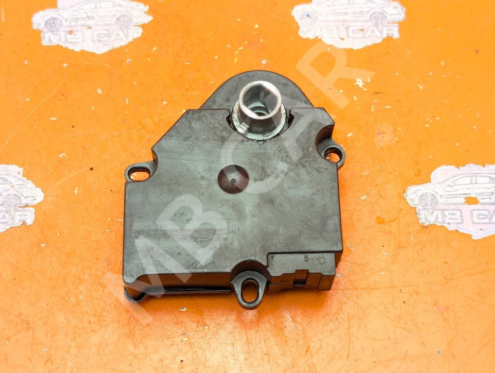 Сервоприводы печки MERCEDES-BENZ M-класс W163 (1997 - 2001) фото 1 &mdash; Разборка Мерседес