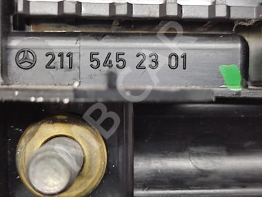 Блок предохранителей MERCEDES-BENZ CLS-класс C219 (2004 - 2008) — Разборка Мерседес