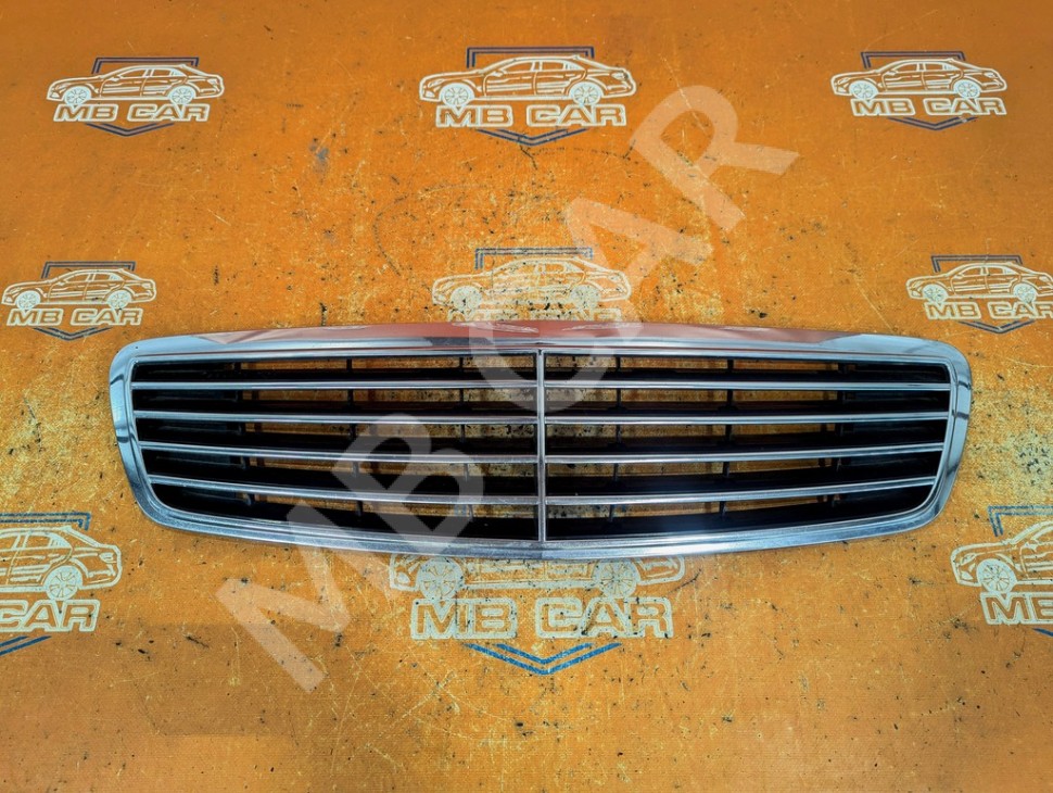 Решетка радиатора MERCEDES-BENZ S-класс W220 (1998 - 2005) фото 1 — Разборка Мерседес