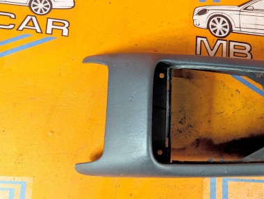 Подлокотник MERCEDES-BENZ M-класс W163 рестайлинг (2001 - 2005) &mdash; Разборка Мерседес