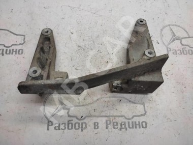 Кронштейн двигателя MERCEDES-BENZ Vito W638 (1996 - 2003) — Разборка Мерседес