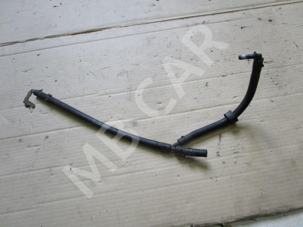 Трубка вентиляции расширительного бака MERCEDES-BENZ A-класс W169 (2004 - 2008) фото 1 — Разборка Мерседес