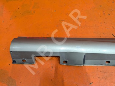 Порог пластиковый правый MERCEDES-BENZ C-класс W204/S204 (2006 - 2011) — Разборка Мерседес