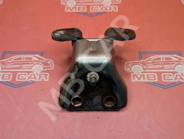 Петля двери MERCEDES-BENZ M-класс W163 рестайлинг (2001 - 2005) — Разборка Мерседес