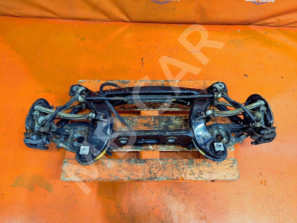 Подрамник задний MERCEDES-BENZ C-класс W204/S204 (2006 - 2011) фото 1 — Разборка Мерседес