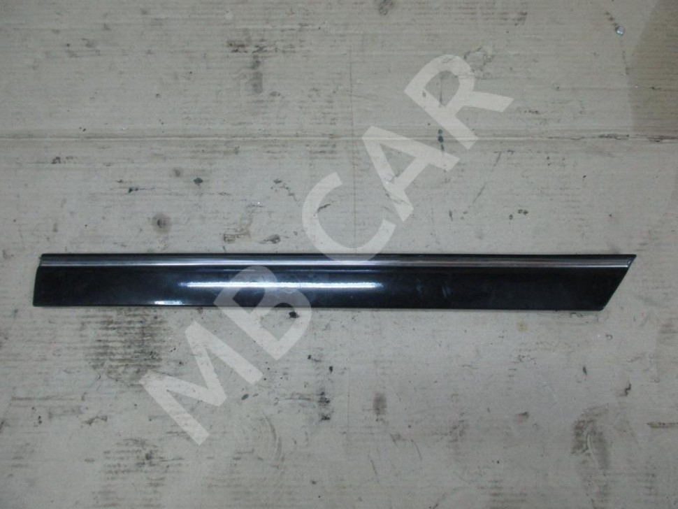 Молдинг двери MERCEDES-BENZ C-класс W203/S203/CL203 рестайлинг (2004 - 2008) фото 1 — Разборка Мерседес