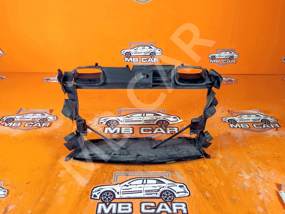 Кожух радиатора MERCEDES-BENZ CLK-класс C209/A209 (2002 - 2005) фото 1 &mdash; Разборка Мерседес