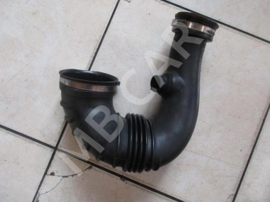 Патрубок воздушный MERCEDES-BENZ C-класс W203/S203/CL203 (2000 - 2004) — Разборка Мерседес