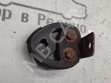 Кронштейн глушителя MERCEDES-BENZ S-класс W221 (2005 - 2009) — Разборка Мерседес