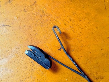 Поводок дворников MERCEDES-BENZ V-класс W638/W639 (1996 - 2003) V 220 2.1 D AT (122 л.с.) &mdash; Разборка Мерседес