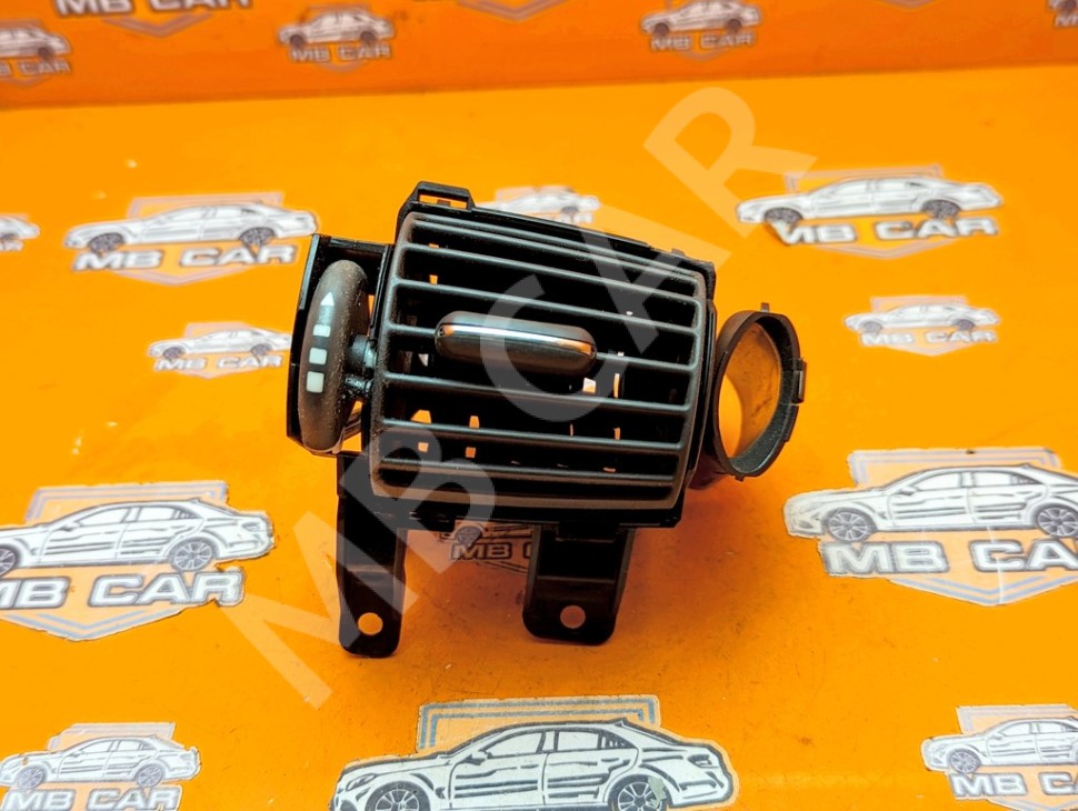 Воздуховод MERCEDES-BENZ C-класс W203/S203/CL203 (2000 - 2004) фото 1 — Разборка Мерседес