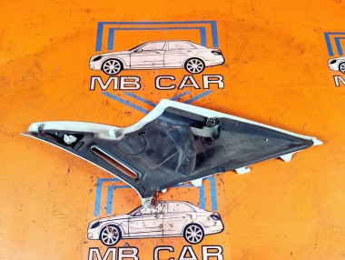 Накладка задней стойки MERCEDES-BENZ E-класс W210/S210 рестайлинг (1999 - 2003) E 200 2.0 MT (163 л.с.) &mdash; Разборка Мерседес