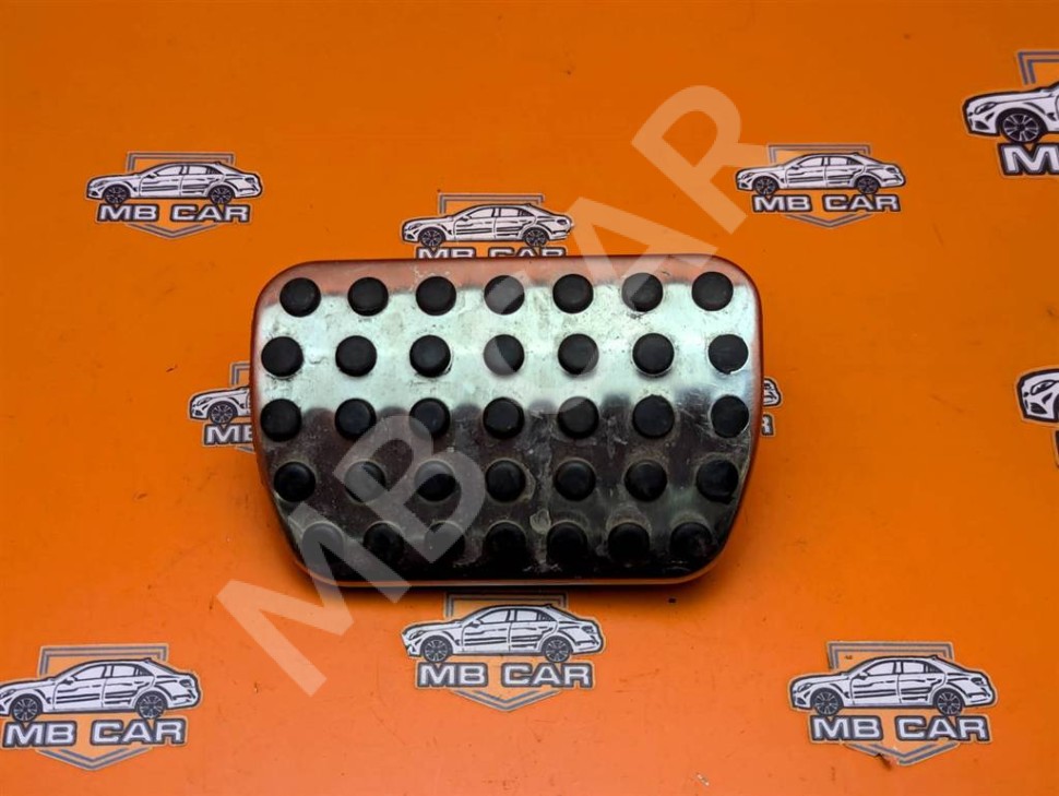 Накладка педали AMG MERCEDES-BENZ C-класс AMG W205/S205/C205/A205 (2014 - 2018) фото 1 — Разборка Мерседес