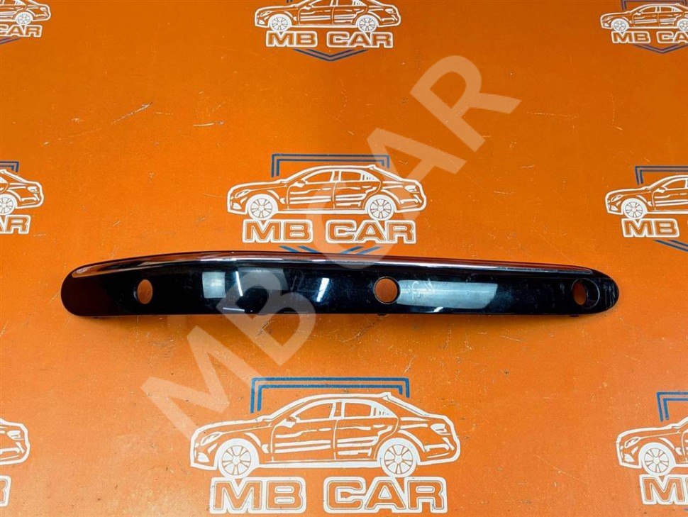 Накладка переднего бампера MERCEDES-BENZ S-класс W220 (1998 - 2005) фото 1 &mdash; Разборка Мерседес