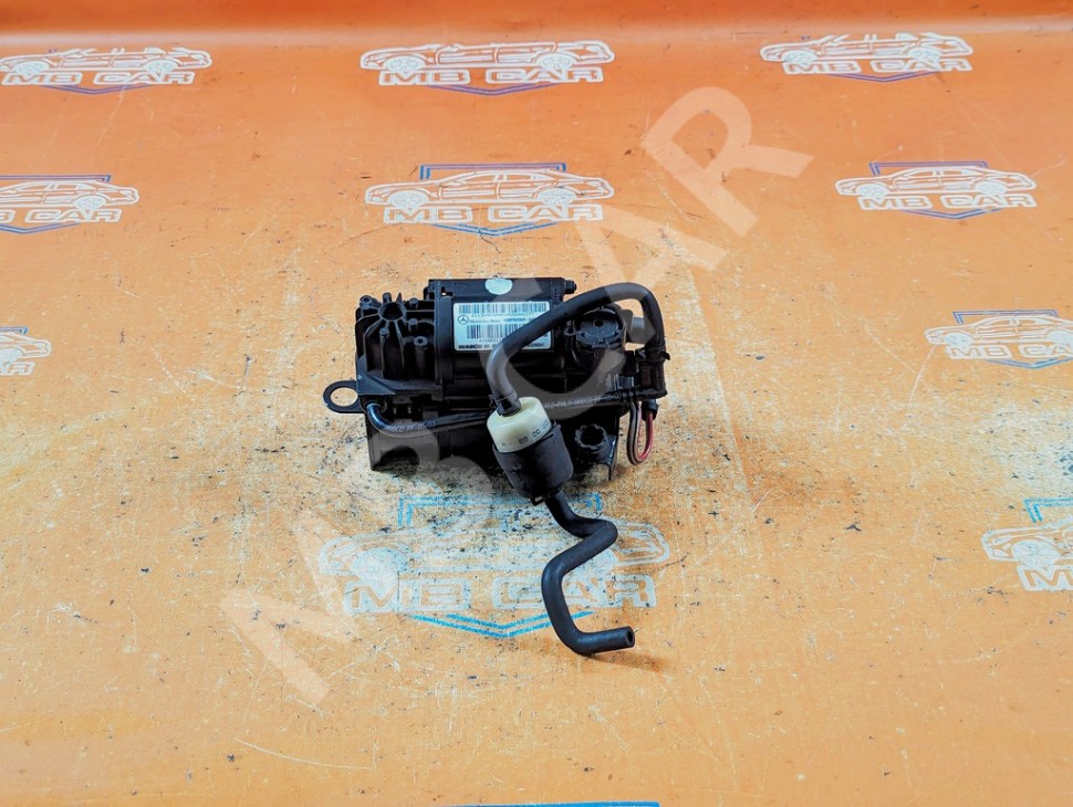 Компрессор пневмоподвески MERCEDES-BENZ E-класс W211/S211 (2002 - 2006) фото 1 — Разборка Мерседес