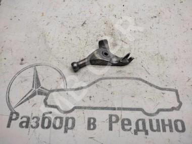 Кронштейн MERCEDES-BENZ C-класс W204/S204 (2006 - 2011) — Разборка Мерседес