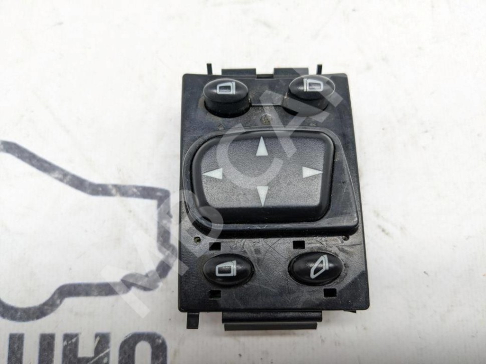 Кнопка регулировки зеркал MERCEDES-BENZ S-класс W220 (1998 - 2005) фото 1 — Разборка Мерседес