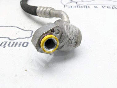 Трубка кондиционера MERCEDES-BENZ C-класс W203/S203/CL203 (2000 - 2004) — Разборка Мерседес