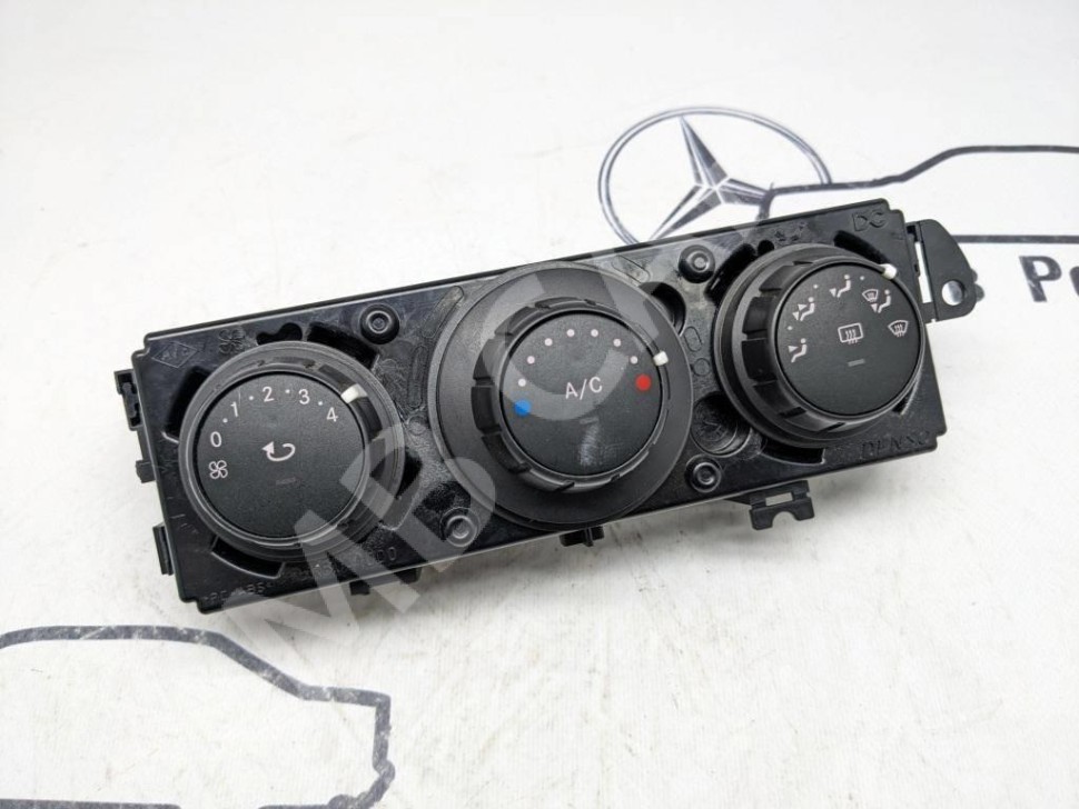 Панель управления климатом MERCEDES-BENZ Citan W415 (2012 - 2021) фото 1 — Разборка Мерседес