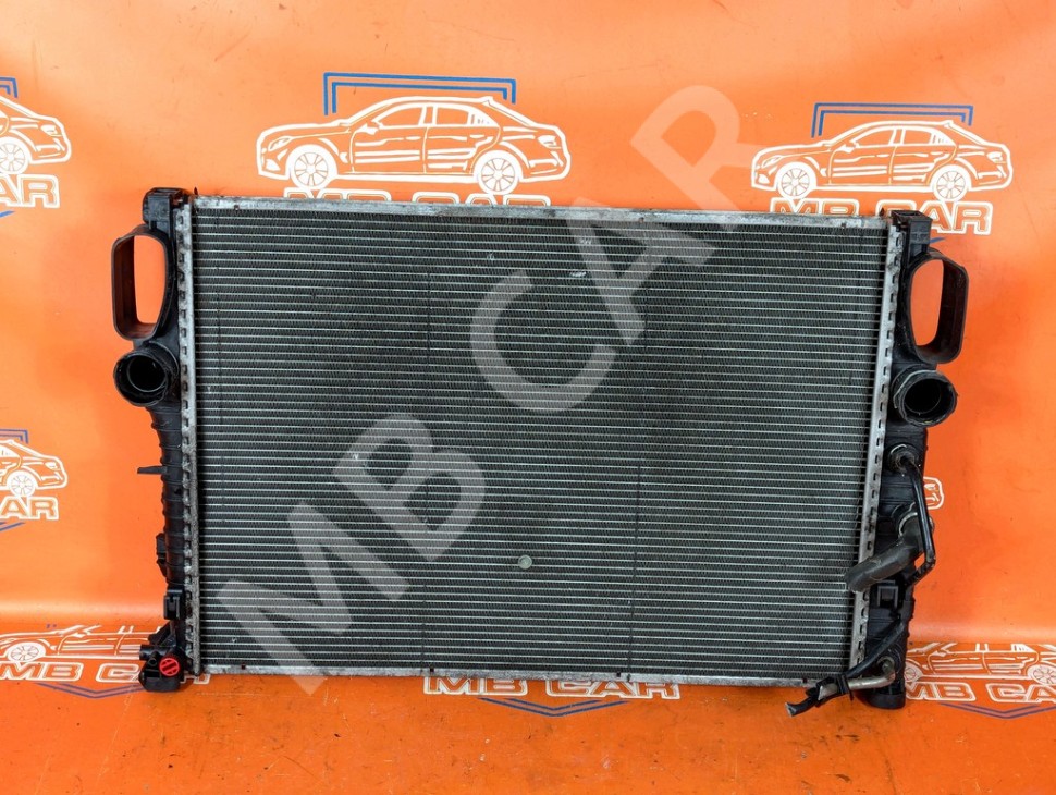 Радиатор MERCEDES-BENZ E-класс W211/S211 (2002 - 2006) фото 1 &mdash; Разборка Мерседес