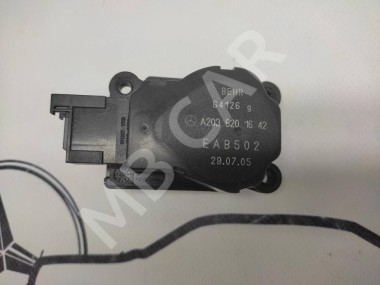 Сервоприводы печки MERCEDES-BENZ CLS-класс C219 (2004 - 2008) — Разборка Мерседес