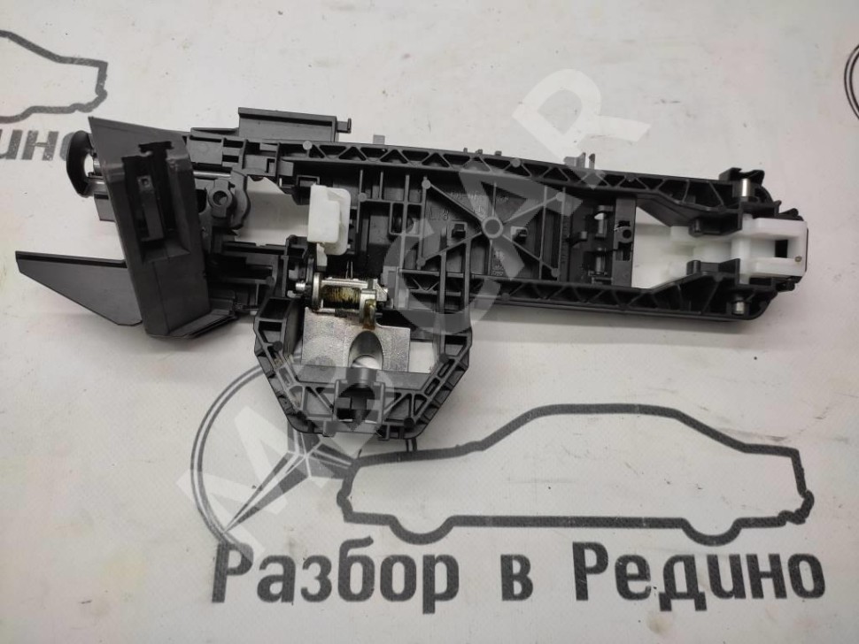 Ответная часть замка двери MERCEDES-BENZ A-класс AMG W176 (2013 - 2015) фото 1 — Разборка Мерседес