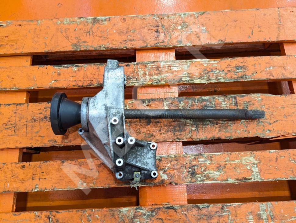 Вал промежуточный перед привода MERCEDES-BENZ Vito W638 (1996 - 2003) фото 1 &mdash; Разборка Мерседес