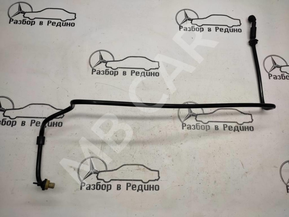 Трубка вакуумная MERCEDES-BENZ S-класс W220 (1998 - 2005) фото 1 — Разборка Мерседес