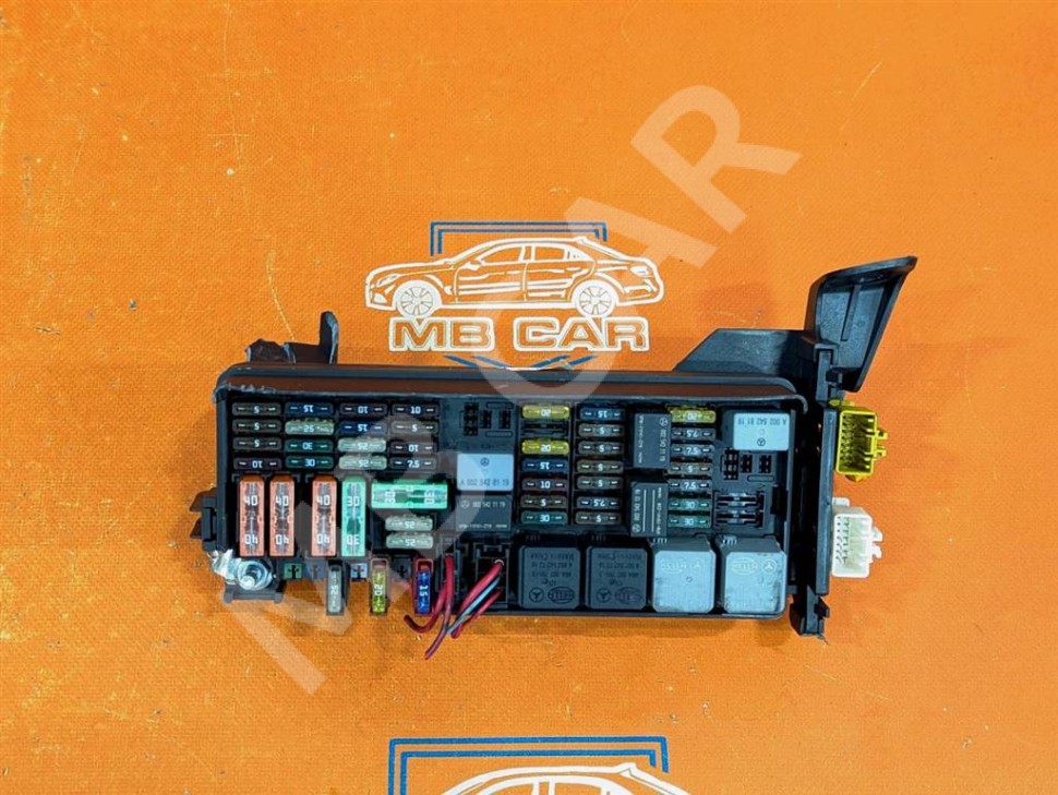 Блок предохранителей MERCEDES-BENZ M-класс W164 рестайлинг (2008 - 2011) фото 1 — Разборка Мерседес