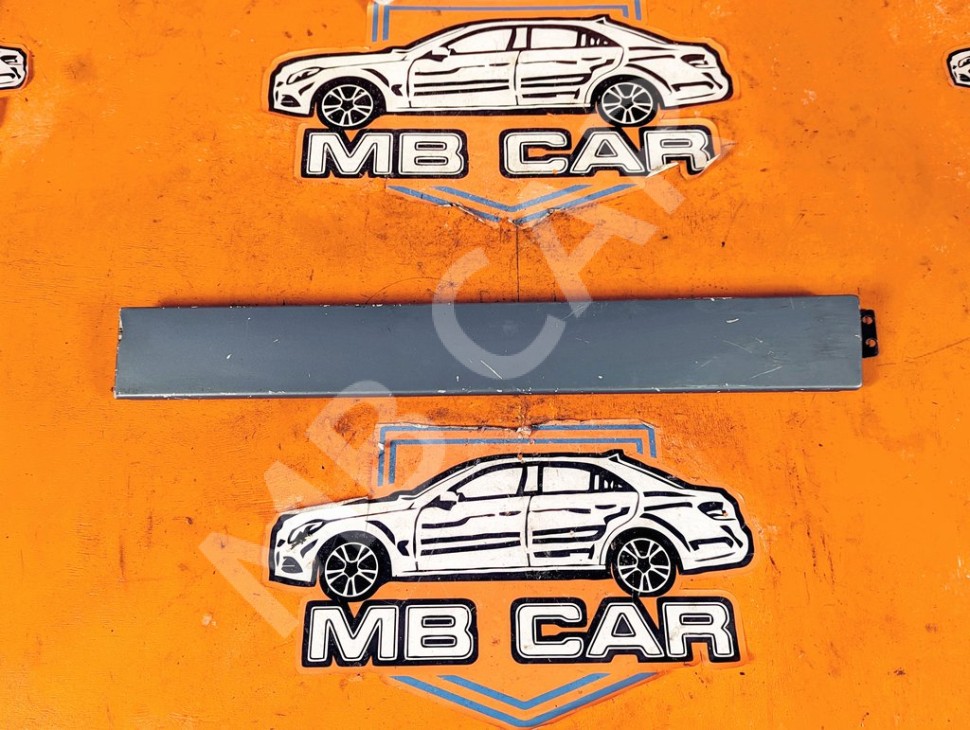 Крышка шины сдвижной двери MERCEDES-BENZ VANEO W414 (2001 - 2005) фото 1 &mdash; Разборка Мерседес