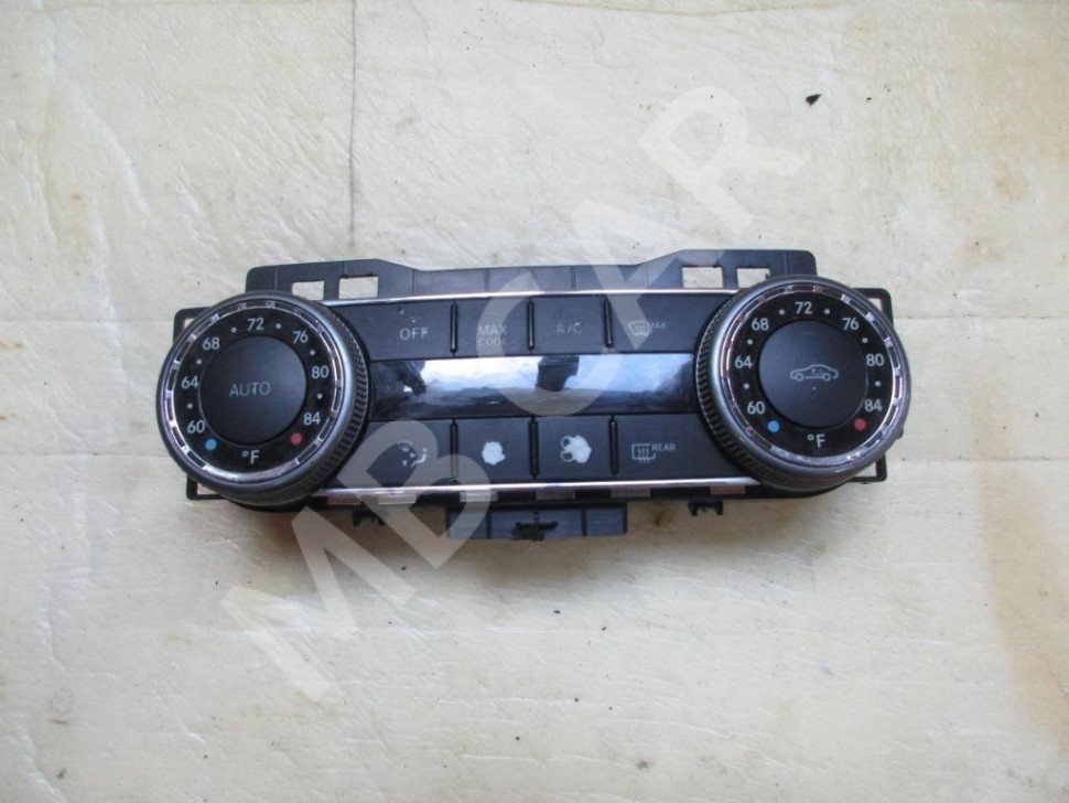 Панель управления климатом MERCEDES-BENZ C-класс W204/S204 (2006 - 2011) фото 1 — Разборка Мерседес