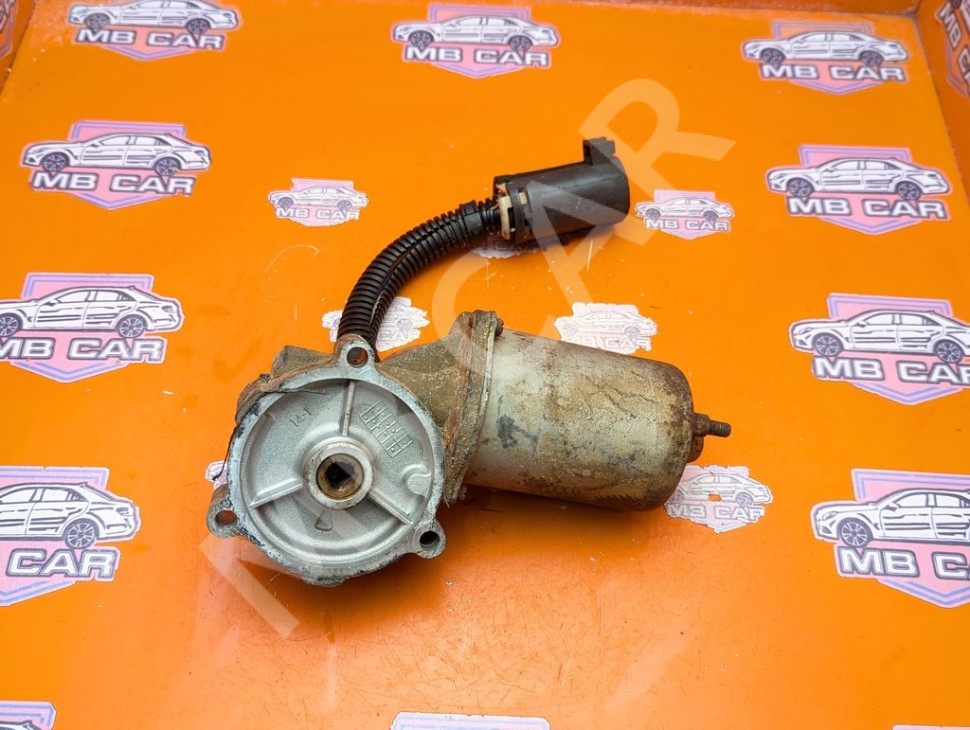 Моторчик раздаточной коробки MERCEDES-BENZ M-класс W163 рестайлинг (2001 - 2005) фото 1 &mdash; Разборка Мерседес