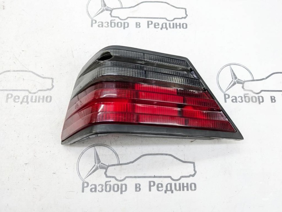 Фонарь задний левый MERCEDES-BENZ W124 W124/S124/C124/A124 (1984 - 1993) фото 1 &mdash; Разборка Мерседес