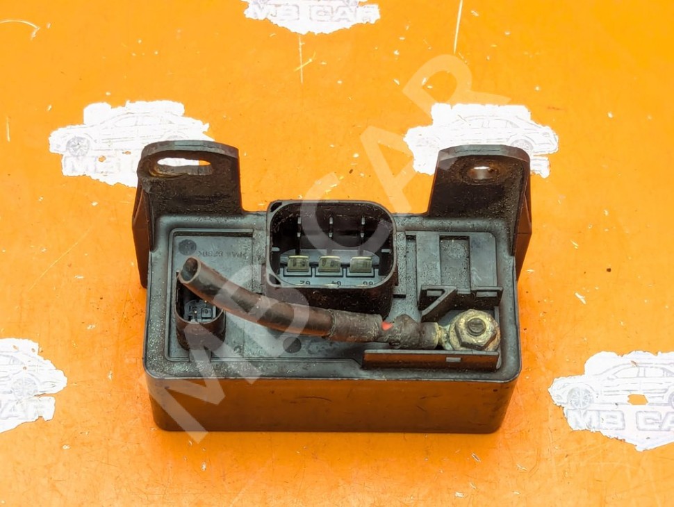 Реле свечей накала MERCEDES-BENZ M-класс W163 (1997 - 2001) фото 1 &mdash; Разборка Мерседес